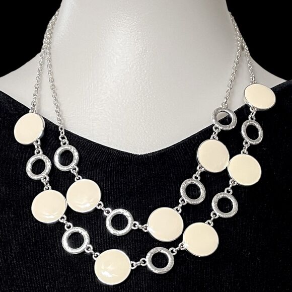 Gloria Vanderbilt Necklace Cream Enameled Circles Layered Silver Tone Statment - Picture 1 of 5